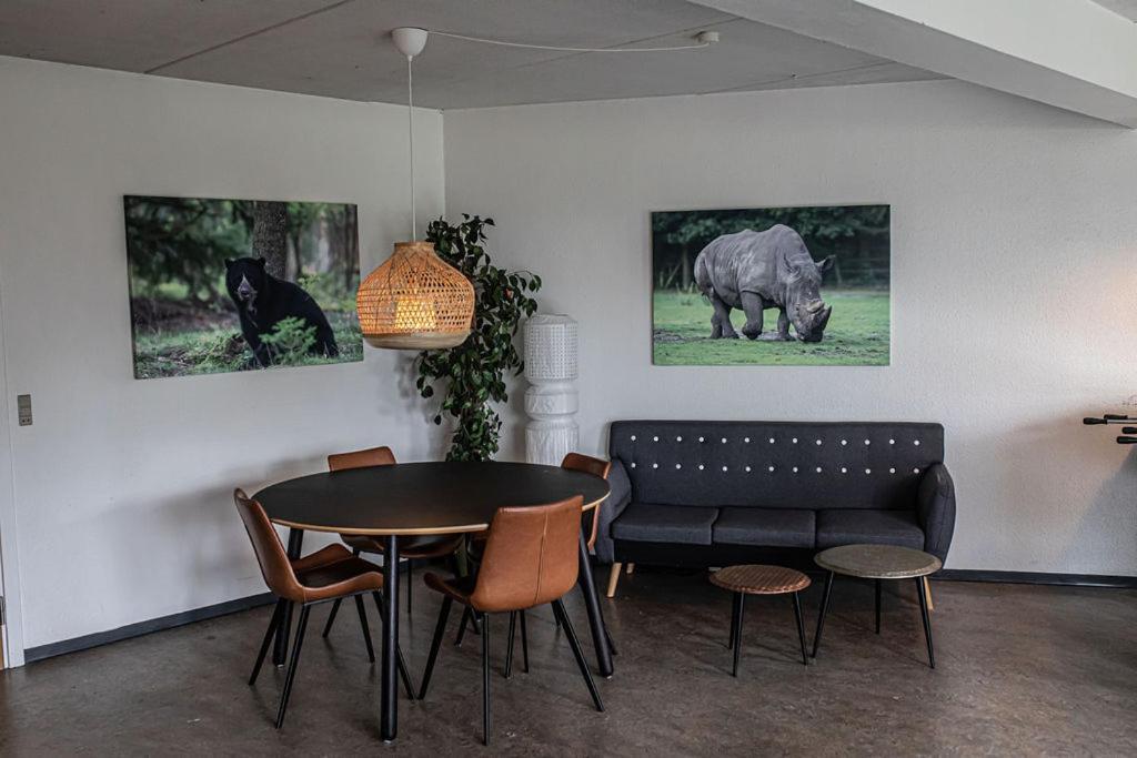 Givskud Zoo Hostel מראה חיצוני תמונה
