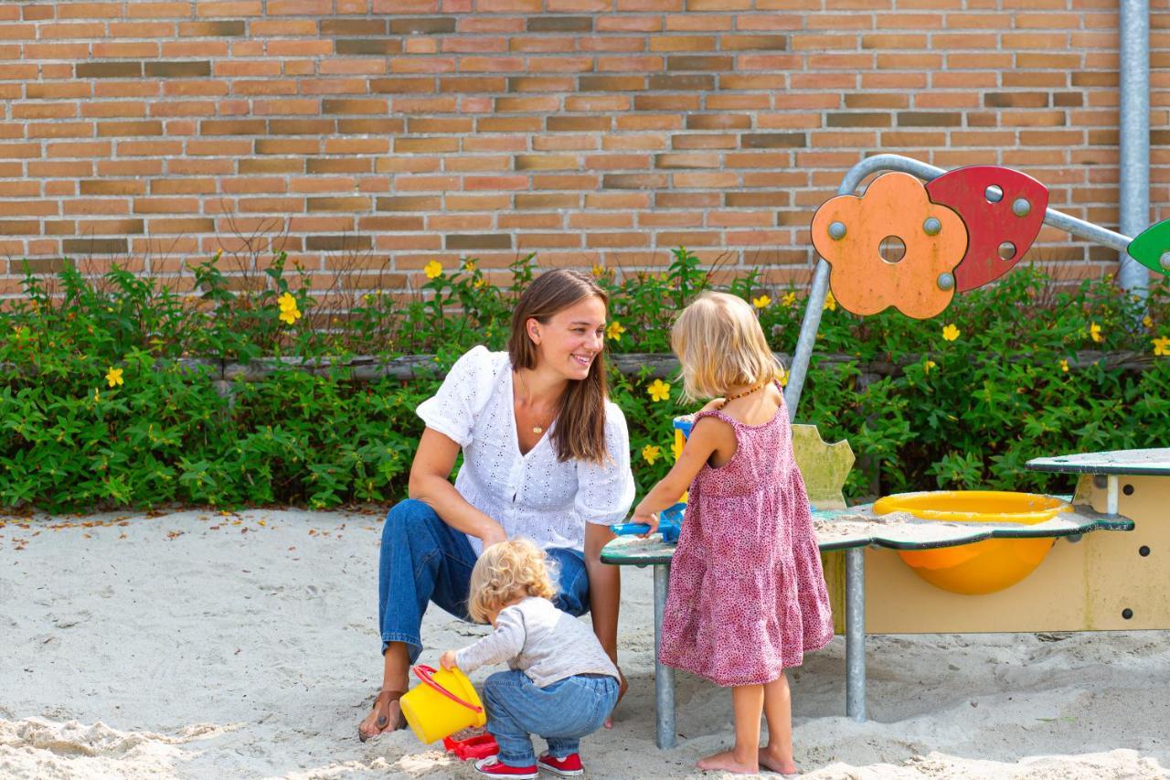 Givskud Zoo Hostel מראה חיצוני תמונה